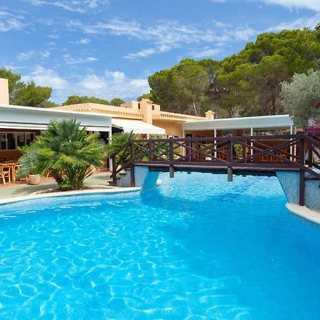 פלאיה מיג'ורן Ses Eufabietes Apartments & Restaurant מראה חיצוני תמונה