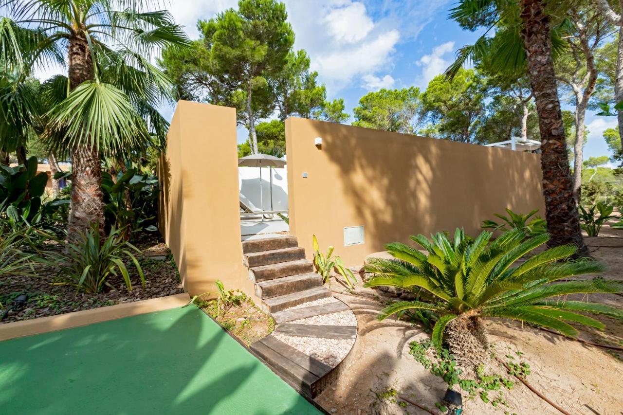 פלאיה מיג'ורן Ses Eufabietes Apartments & Restaurant מראה חיצוני תמונה