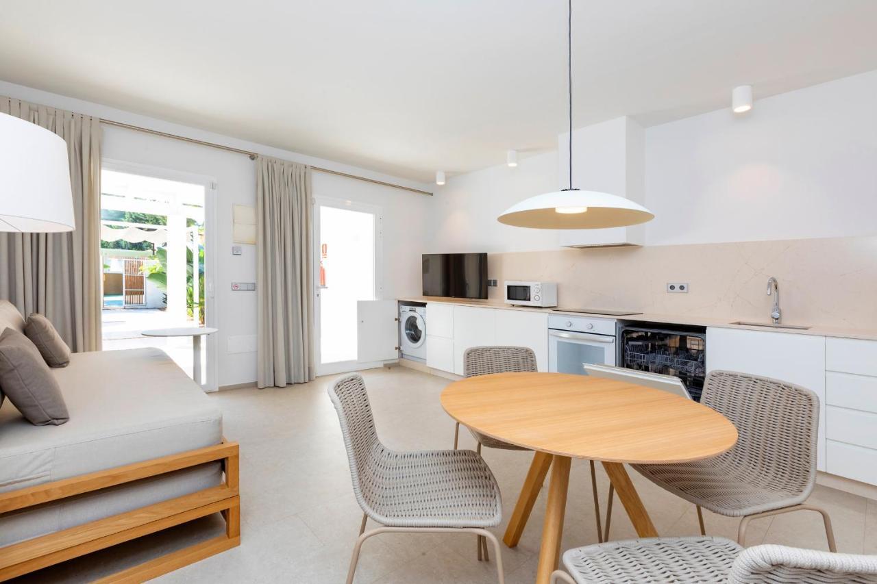 פלאיה מיג'ורן Ses Eufabietes Apartments & Restaurant מראה חיצוני תמונה