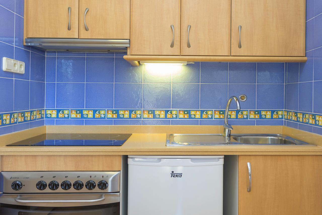 פלאיה מיג'ורן Ses Eufabietes Apartments & Restaurant מראה חיצוני תמונה